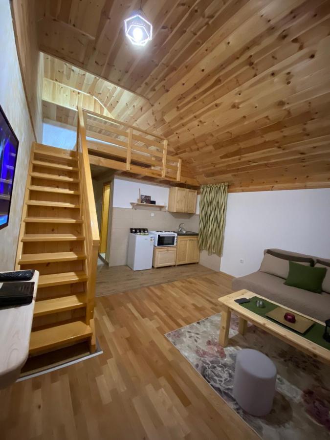קולאסין Apartmani Vuk 1 מראה חיצוני תמונה